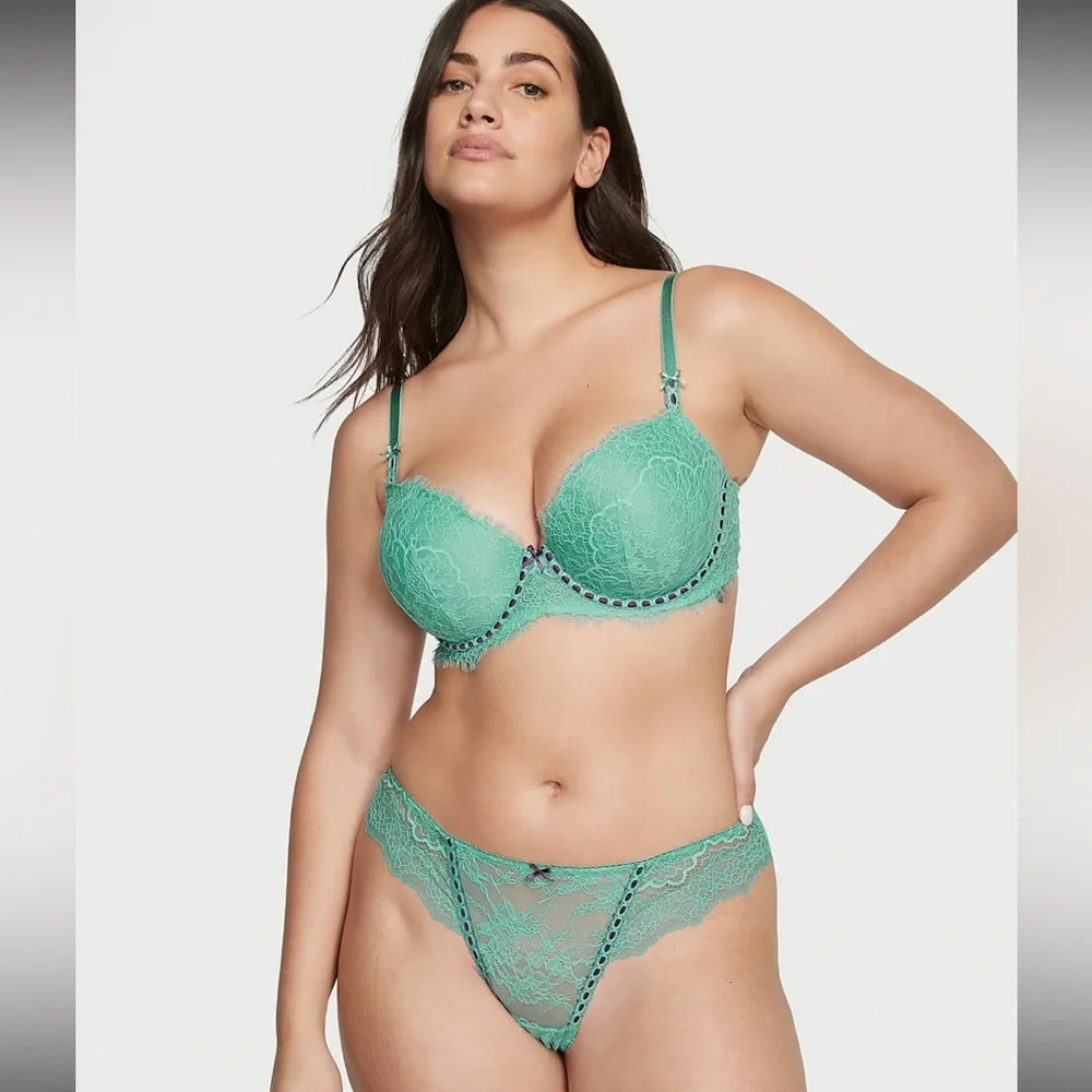 Victoria Secret DREAM ANGELS Lightly Lined Ribbon Slot Demi Bra
